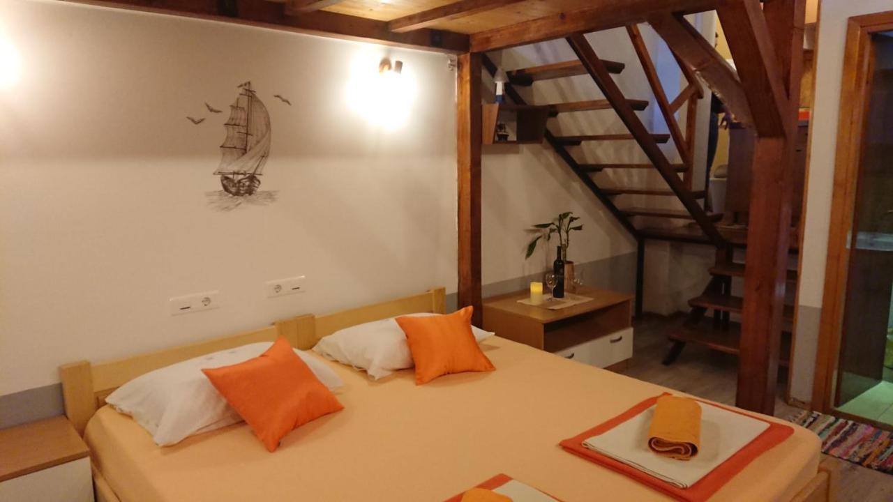 Apartment Lid Omiš Екстериор снимка
